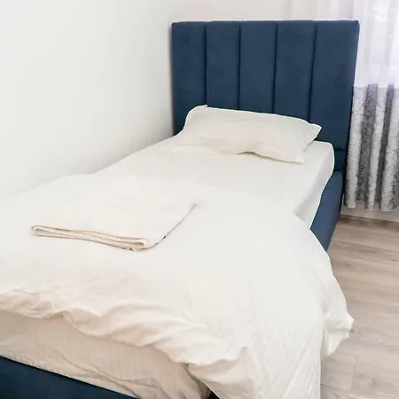 Διαμέρισμα Signature 8 *