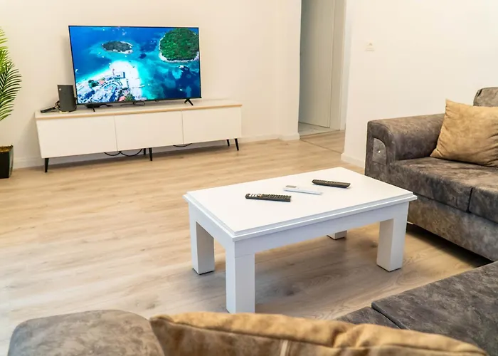 公寓 Signature 8 *